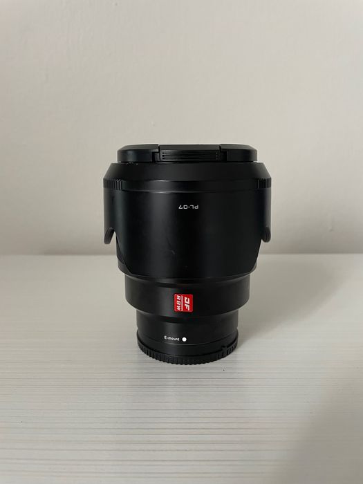 Objetiva Viltrox 85mm f/1.8 Sony E — como nova, poupe mais de 100€ face ao preço de loja