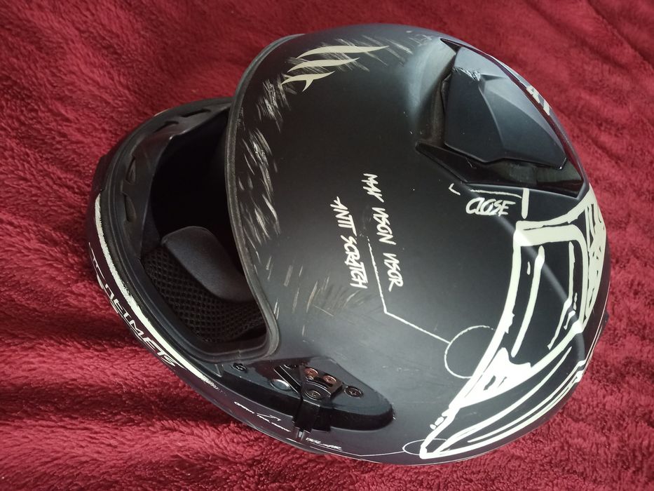 Мотошлем Thunder 3 MT HELMETS