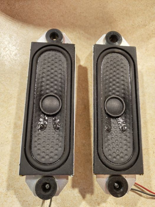 Głośniki średniotonowe LG 2szt komplet