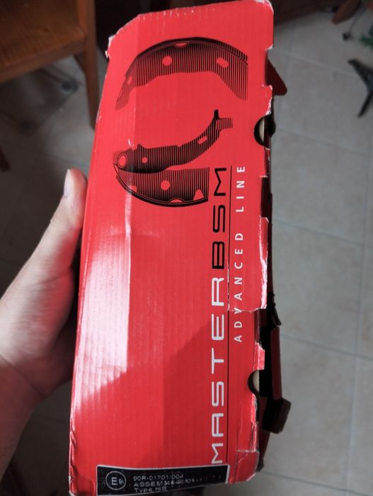 Calços e cilindros de roda (tambor)