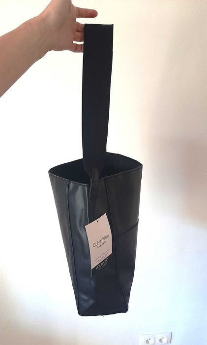 nowa czarna elegancka torebka Calvin Klein