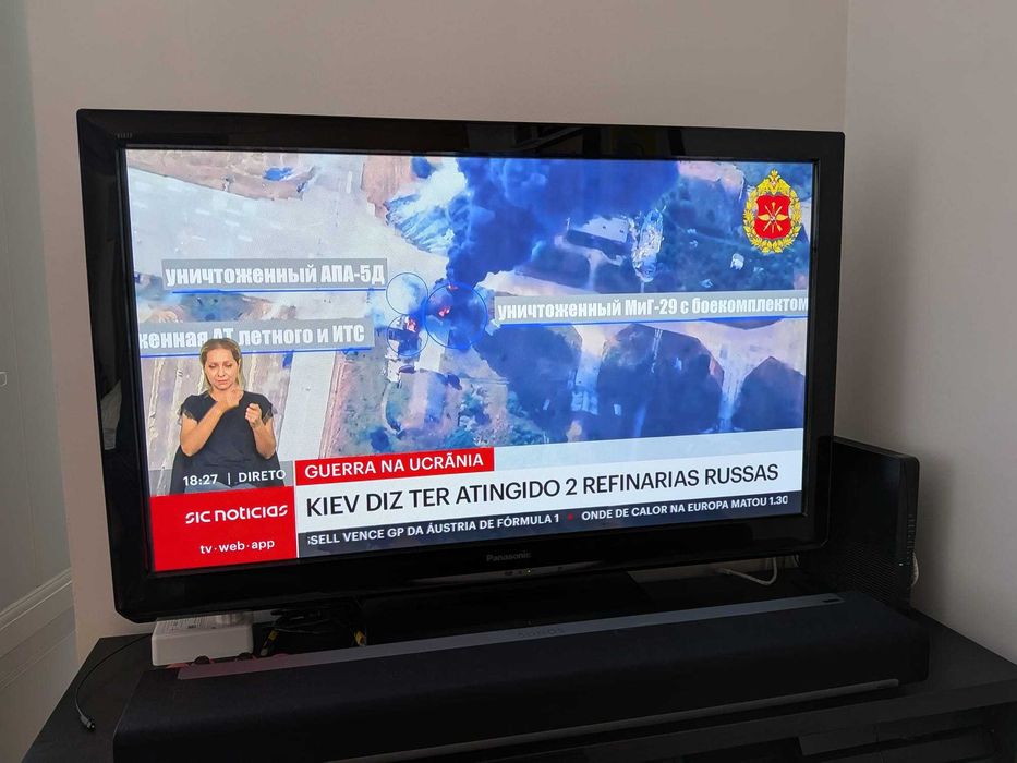 TV Panasonic Viera - TX-P42S30E - 42 polegadas