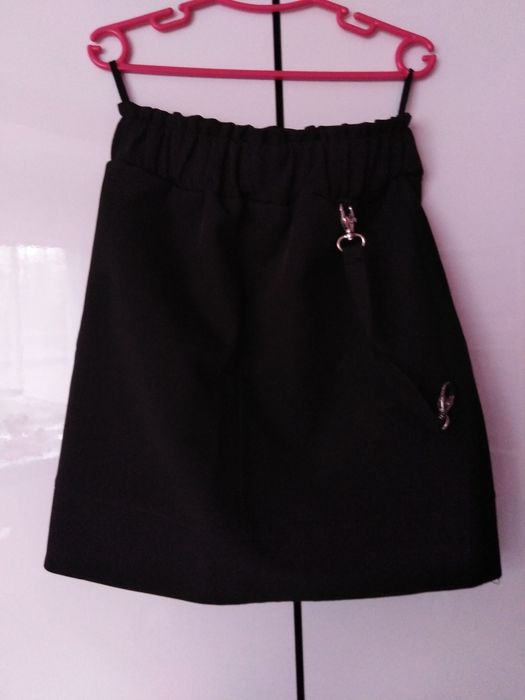 Elegancka spódniczka dla dziewczynki 122 cm
