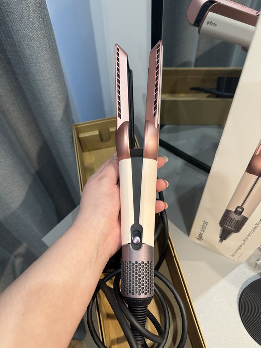 Dyson Airstrait original