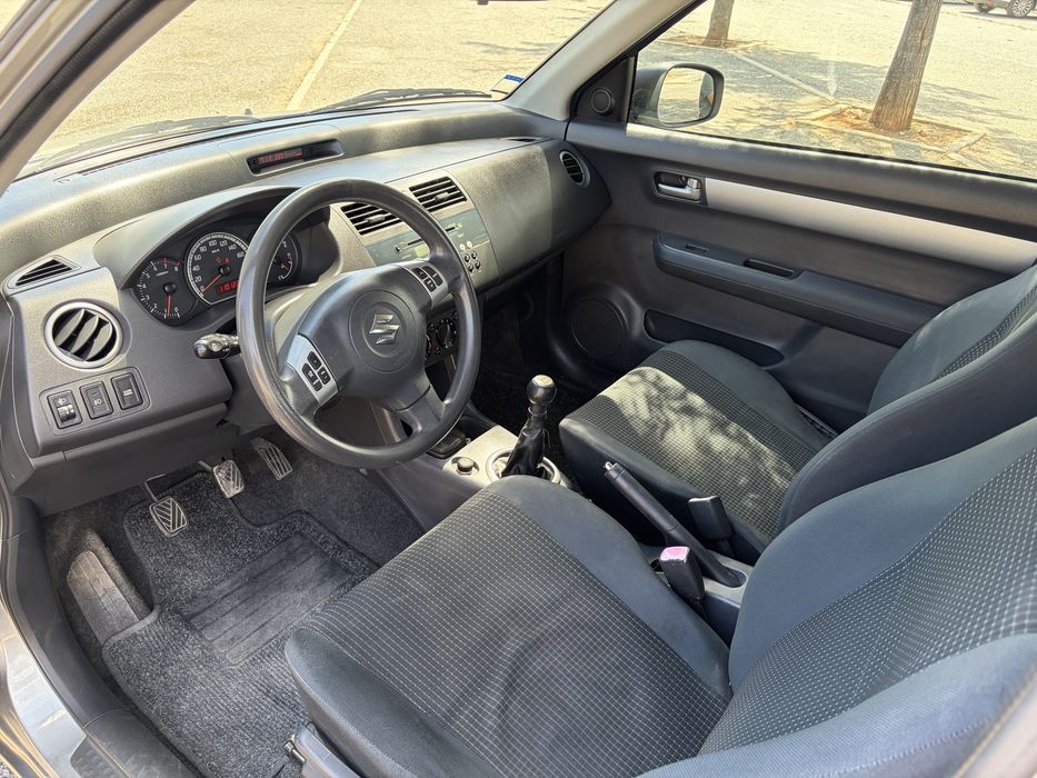 Suzuki Swift 1.3