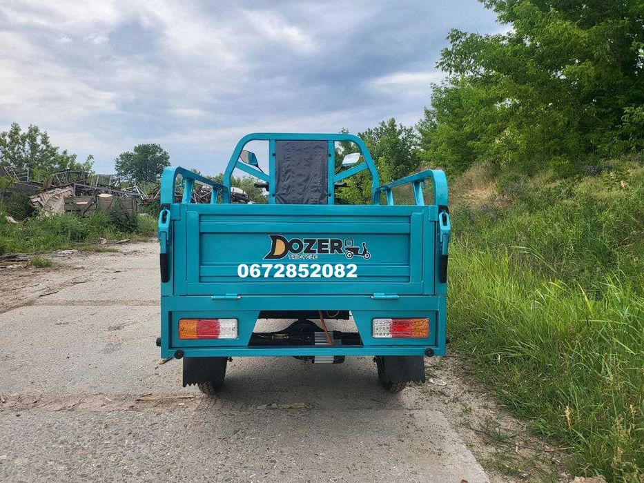 Електроцикл вантажний з кабіной Dozer Model 1 до 400кг Запас ходу 50км