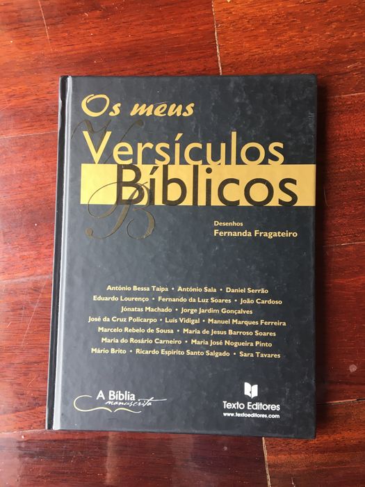 Conjunto de 10 livros sobre religião