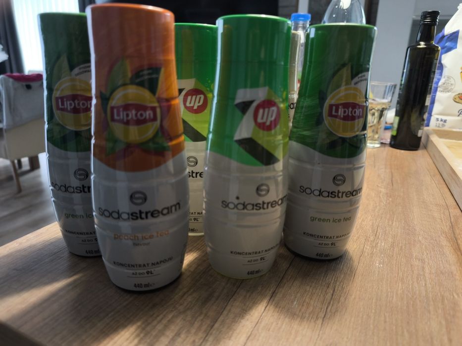 Sprzedam 6 x koncentrat do SodaStream