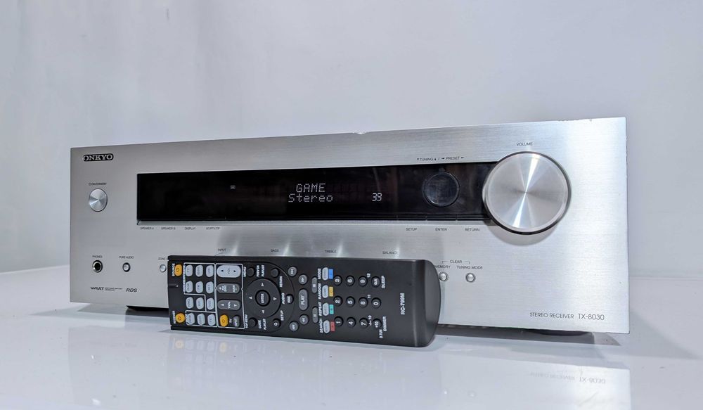 Стерео ресивер Onkyo TX-8030, має 120 Вт/канал/Пульт/4-16 Ом/WRAT