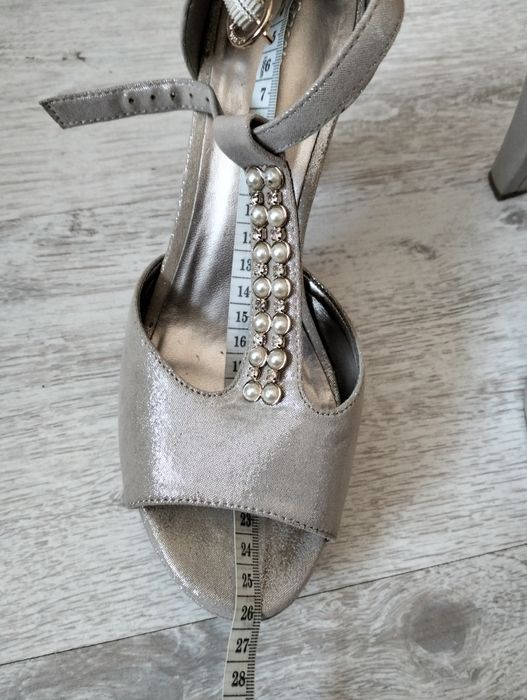 Sandały Graceland roz 40