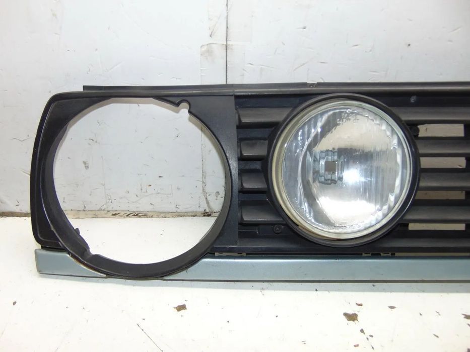 VW Golf 2 grelha " nova de stock antigo