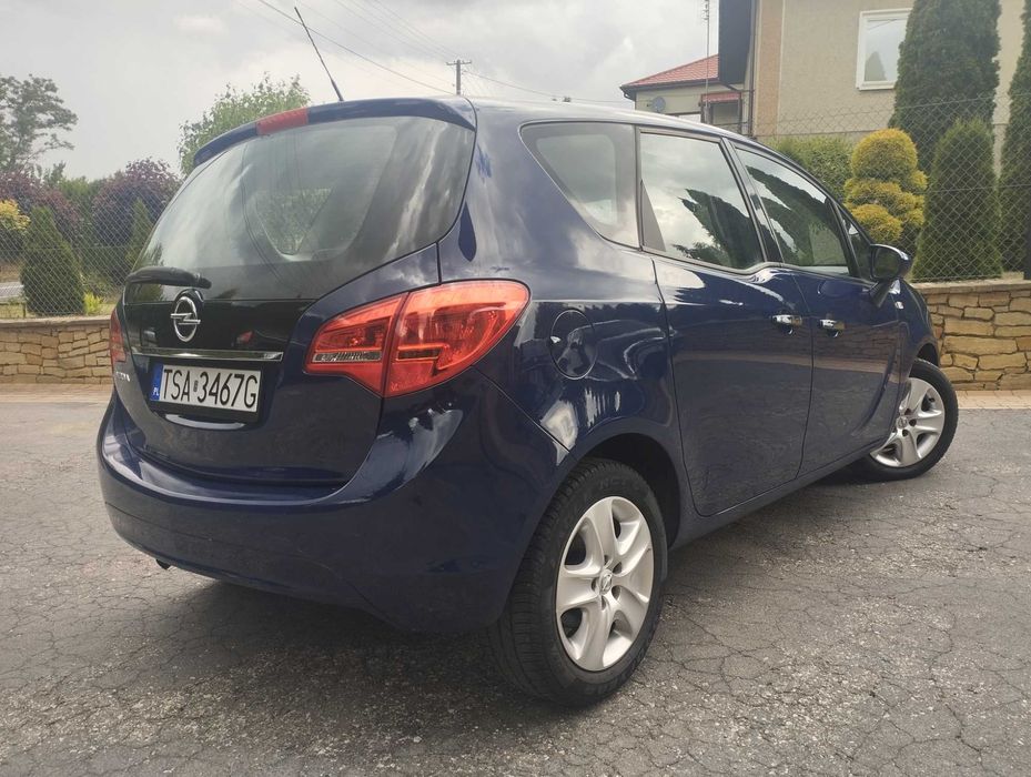 OPEL MERIVA B. 1.4 benzyna -100KM, rok prod. 2011, przebieg 125000km.