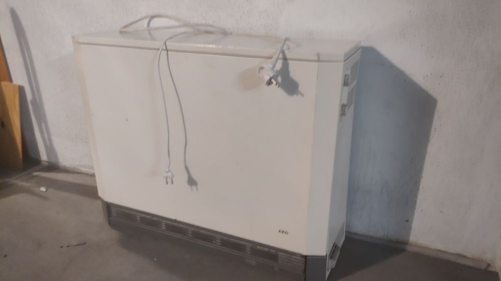 Dwa piece akumuacyjne AEG