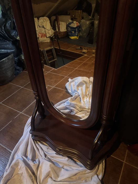 Espelho de chao com gaveta em mogno maciço