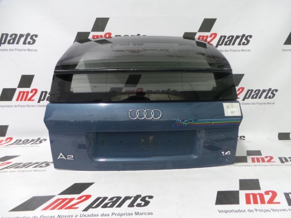 Tampa Da Mala Seminovo/ Original Audi A2 (8Z0) 8Z0827023C