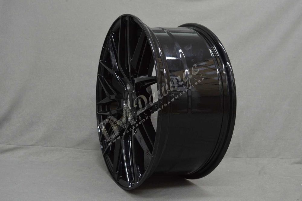 Felgi Japan Racing JR28 20" 8,5J ET35 5x112 Gloss Black