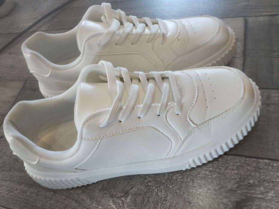 Buty trampki białe tenisówki z shein 27 cm wkladka
