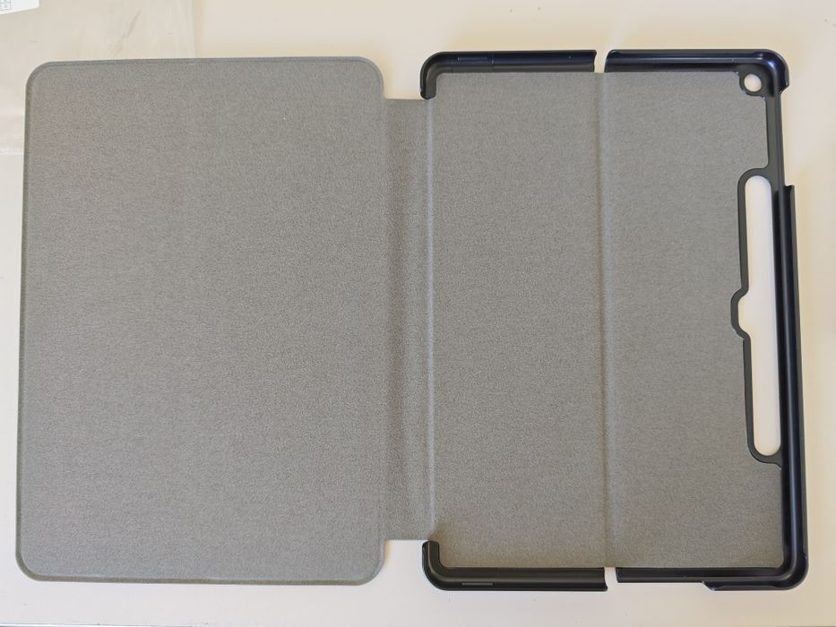 Capa Surface Pro 12 2025