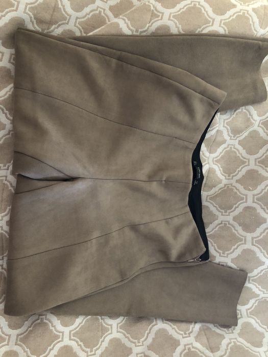 Calcas de camursa Zara