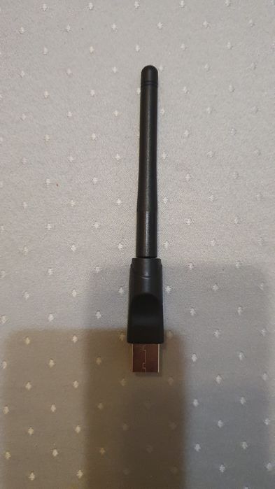 Tuner TV DVB-T2 / T Wiwa mini + Youtube