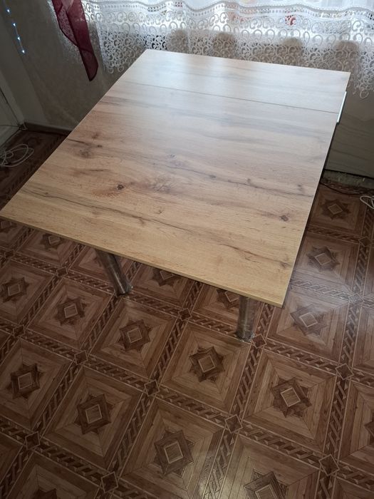 Стіл-тумба  розкладний.