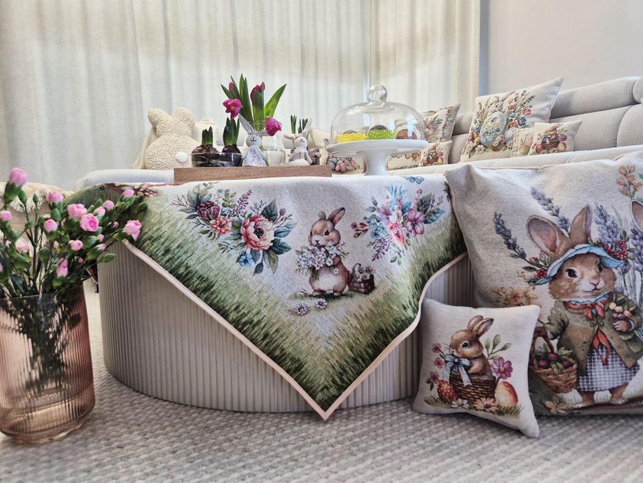 Obrus Wielkanocny 100x100 cm 1344VE z Zajączkami