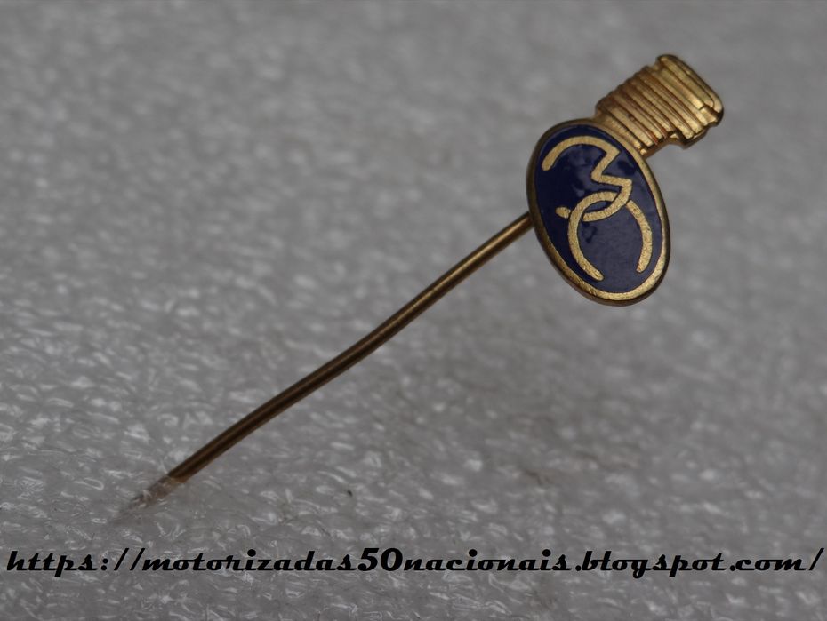 Conjunto de Artigos de Colecionador da Casal