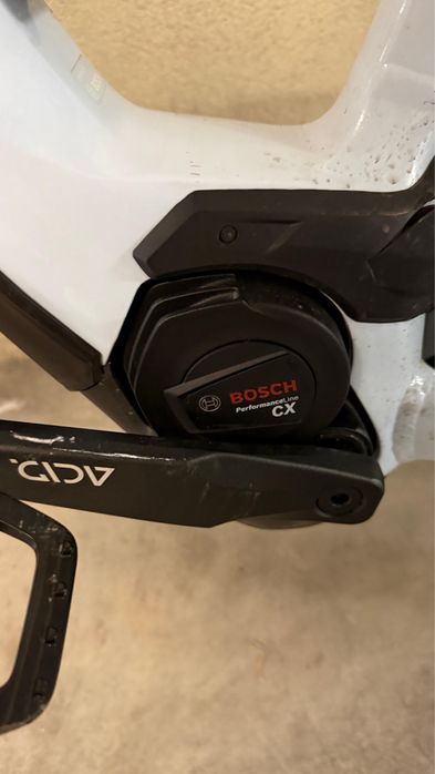 Cube reaction hybrid