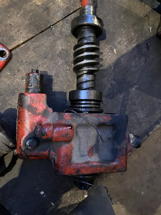 Продам запчастини до рульвої колонки мтз 80 з експортного трактора