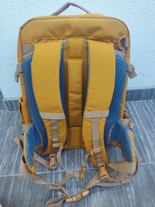 Plecak CabinZero Classic Pro 32l Orange Chill - nowy