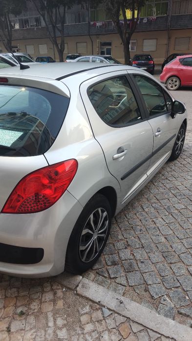 Peugeot 207 1.4hdi apenas 152mil.kms