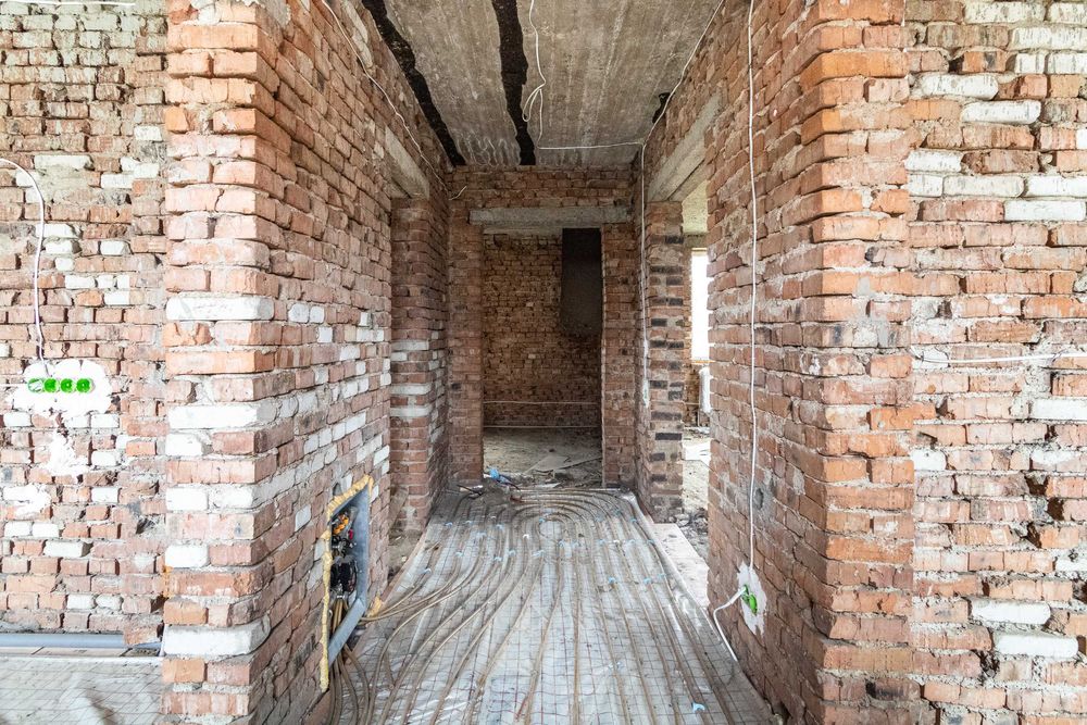 Продається цегляний будинок загальною площею 205 м² у селі Черніїв.