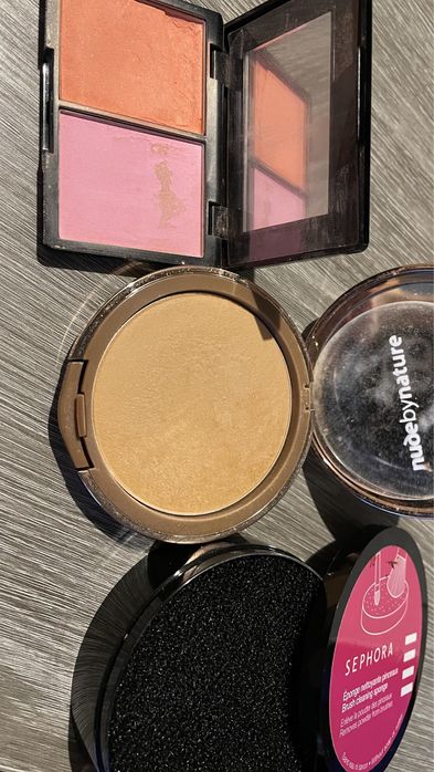 pędzle do makijażu szminki puder róże gąbka do czyszczenia pędzi