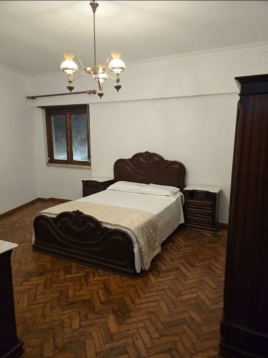 Quarto Individual Amplo - 1 minuto  Estação Amadora