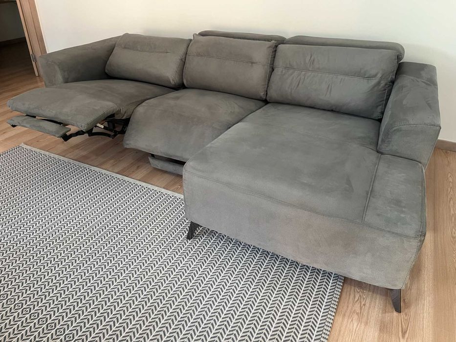 [Novo Preço] Conjunto de 2 sofás modernos e elétrico
