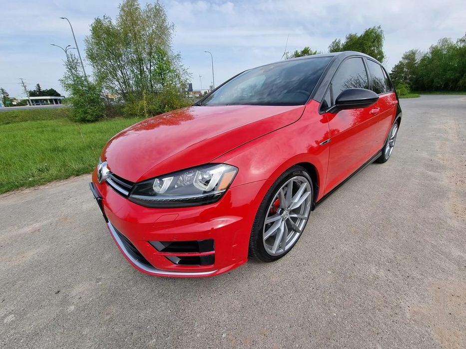 Volkswagen Golf R 4Motion