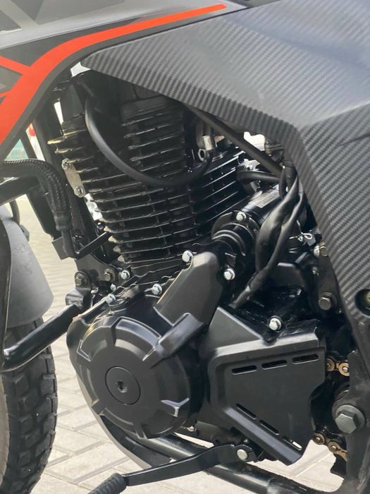 Продам  или обмен на машину  Мото: Mustang Challenger  GT250