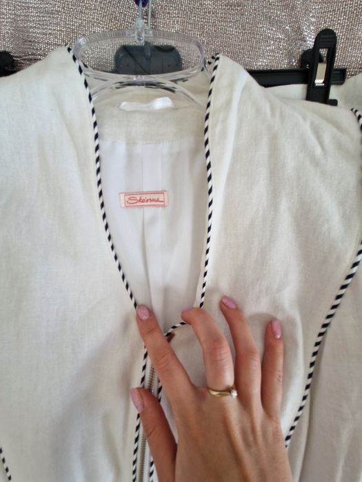 Biały komplet lniany marynarka garsonka spódnica garnitur