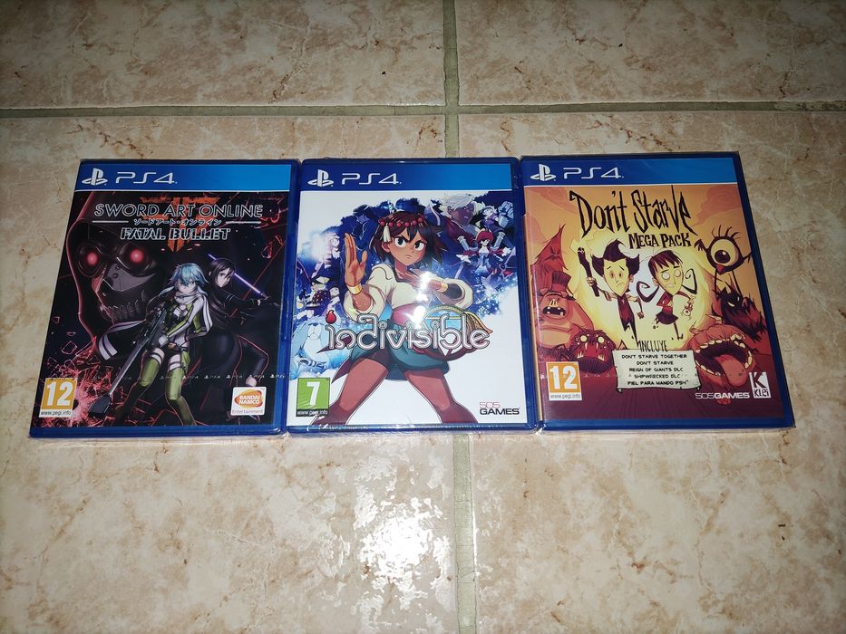 Vendo 3 jogos ps4 novos.