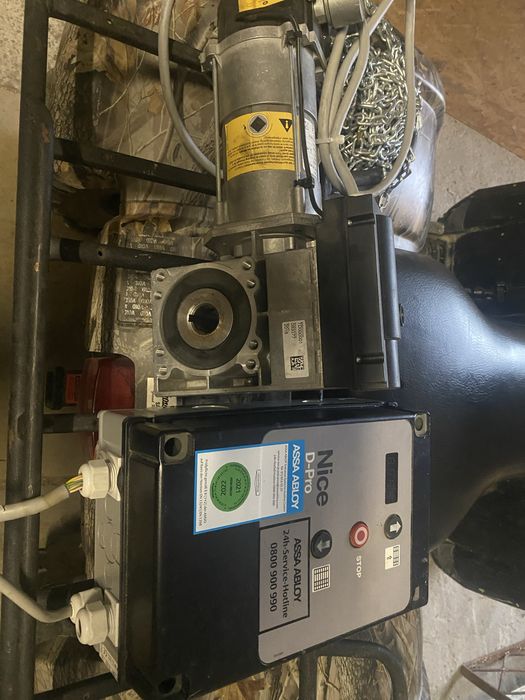 Napęd do bramy garażowej