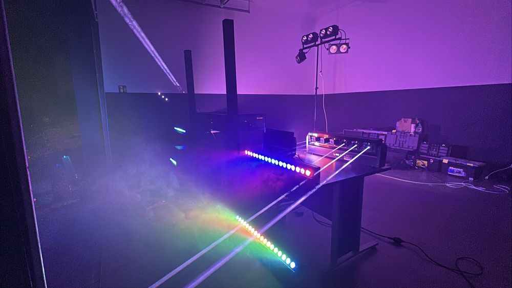 Sistema Profissional de Iluminação para Eventos / DJs