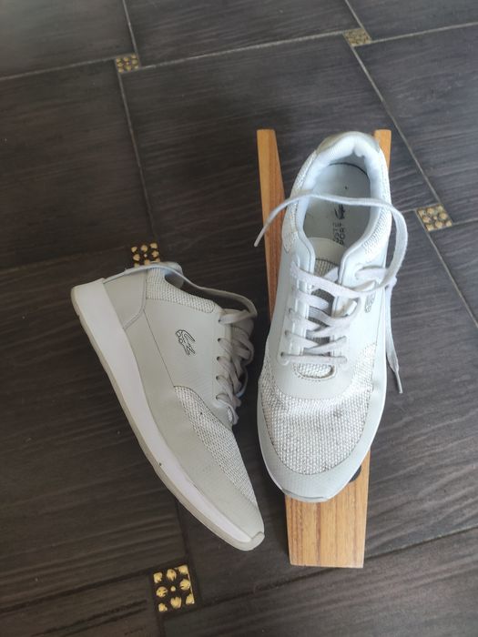 Кроссовки женские Lacoste