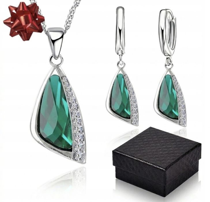 Komplet biżuterii srebrnej 925 z cyrkonią, kolczyki, wisiorek