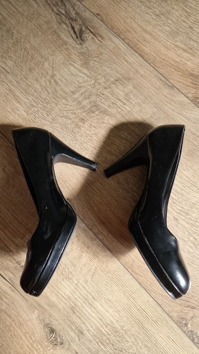 Szpilki buty czarne eleganckie