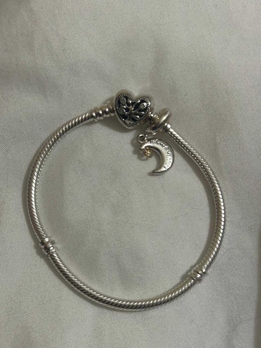 Pulseira Pandora Nova