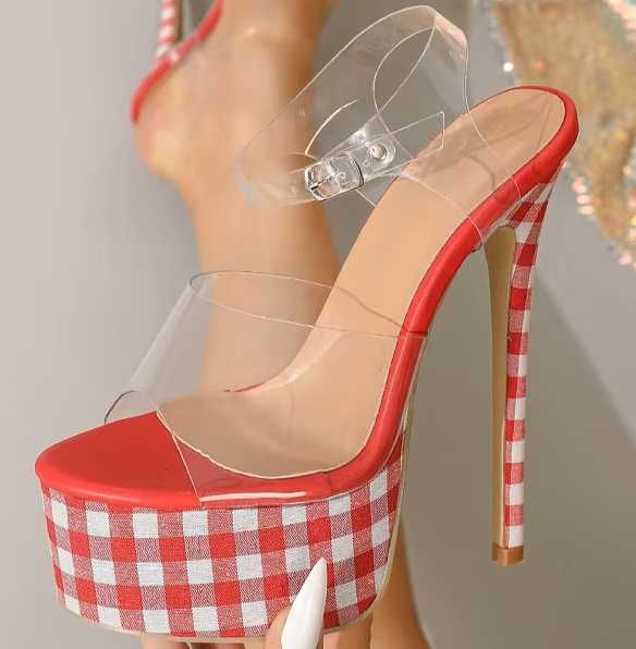Przezroczyste Sandały w czerwoną kratę