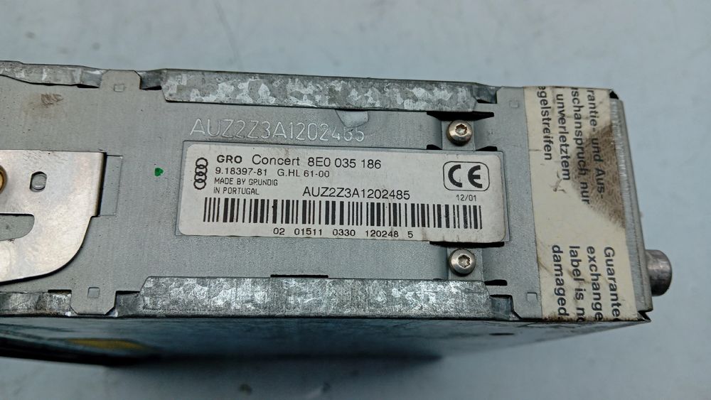 Rádio / auto-rádio AUDI A4 (8E2, B6)