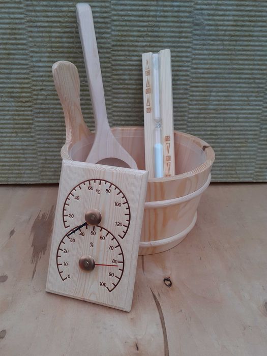 Akcesoria do sauny, klepsydra, termometr, higrometr, cebrzyk, czerpak