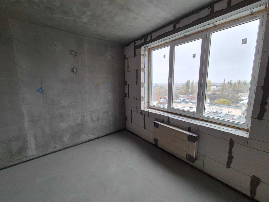 Однокомнатная на Варненской в ЖК "Скай Сити"