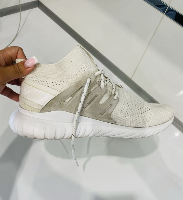 Продам кроссовки